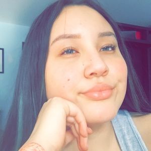 Meet your Posher, Azalea